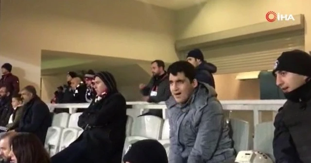 Polis memuru görme engelli taraftara maçı böyle anlattı