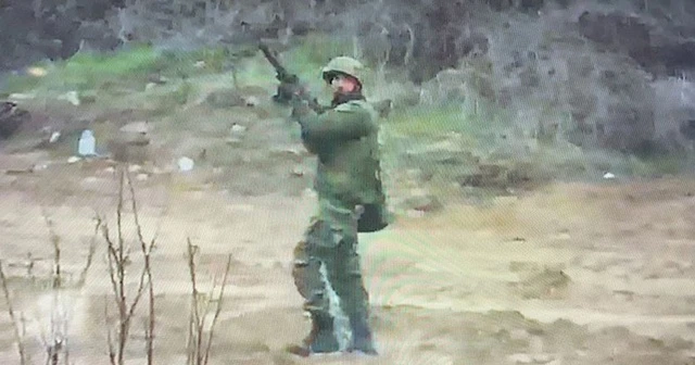 Yunan askerlerinin ateş açtığı anlar kamerada