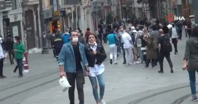 Taksim Meydanı ve İstiklal Caddesi'nde dikkat çeken yoğunluk