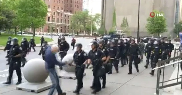 ABD’de polisin ittiği yaşlı adam kafa travması geçirdi
