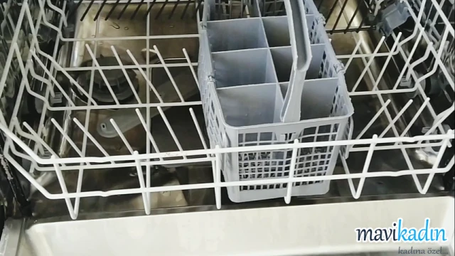 Bulaşık Makinesi Sepeti Paslandı Bulaşık Makinesi Sepeti Paslanırsa Ne Yapmalı