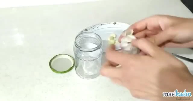 Sarımsak Nasıl Kolay Soyulur En Pratik En Basit Yöntem