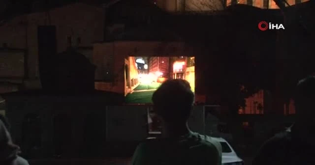 Ayasofya Camii'ndeki çalışmaları vatandaşlar canlı olarak izliyor