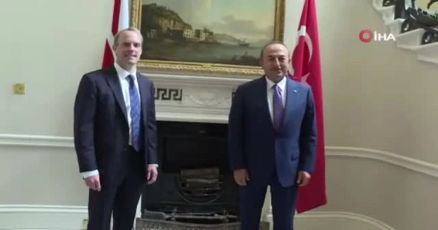 Bakan Çavuşoğlu, İngiliz mevkidaşı ile görüştü