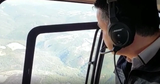 Bakan Pakdemirli, Eceabat'taki orman yangınını havadan inceledi
