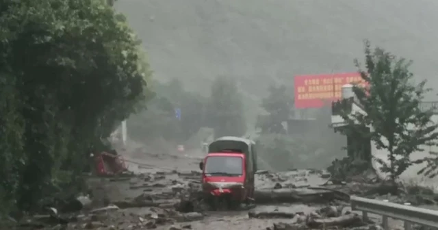 Çin’de toprak kayması