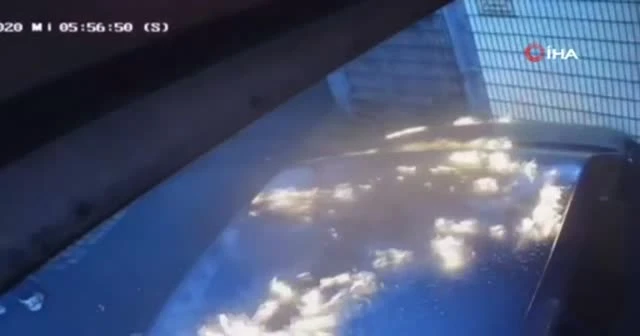 Irkçı Alman, Azerbaycan vatandaşının arabasını kundakladı