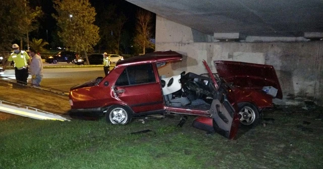Kartal sahil yolunda feci kaza: 2 ölü, 2 yaralı