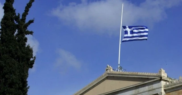 Kiliselerde yas çanları çalıyor