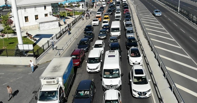 Sahil yolunda Ayasofya trafiği