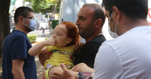 Anne ve kızına otobüs çarptı