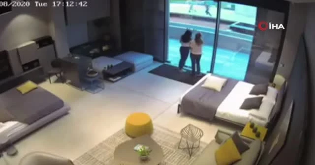 Beyrut'taki patlamanın bir kadını metrelerce uzağa fırlattığı anlar