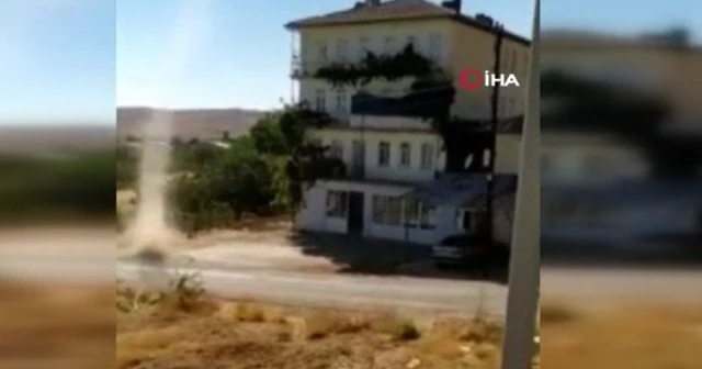 Elazığ’da meydana gelen hortum kamerada