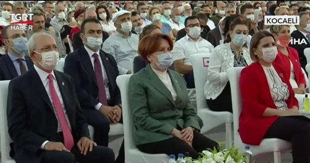 Kılıçdaroğlu ve Akşener İzmit'te buluştu!