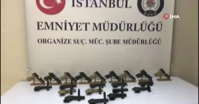 Küçükçekmece’de namlusu değiştirilen 21 adet tabanca ele geçirildi