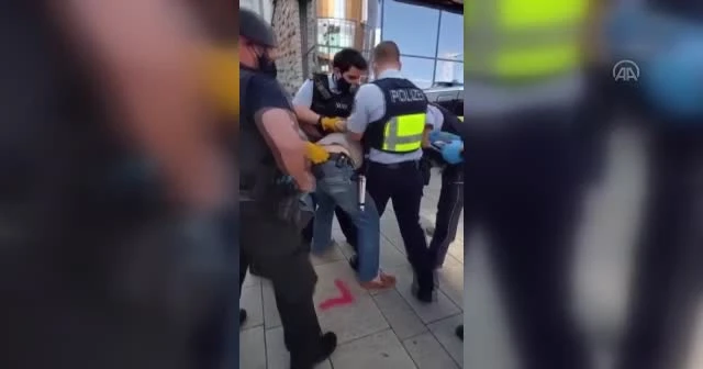 Alman polisinin görme engelli kişiye uyguladığı şiddetin görüntüleri ortaya çıktı
