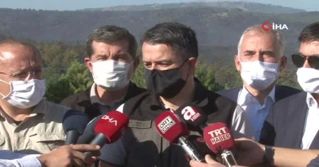 Bakan Pakdemirli alevlerin arasından dakikalarla kurtulmuş