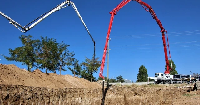 Elazığ'da depremden sonra 7’nci okulun temeli atıldı