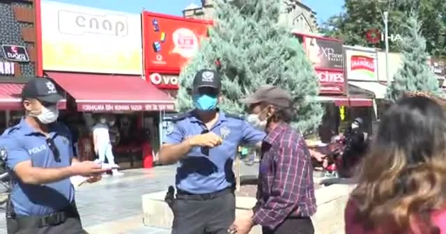 Maske cezası yiyen vatandaş tepki gösterdi