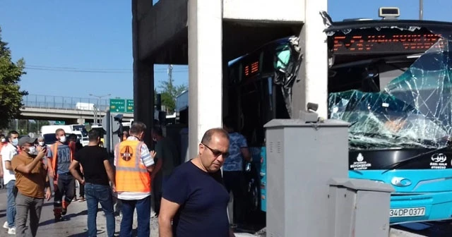 Pendik'te feci otobüs kazası