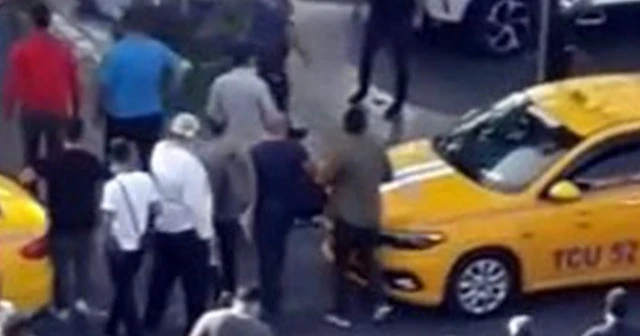 Taksi Durağı’ndaki silahlı çatışma anı amatör kamerada