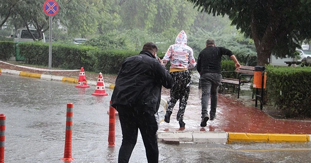 Antalya’da dolu yağışı