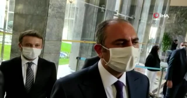 Bakanlar Gül ve Çavuşoğlu'ndan Fransa'ya tepki