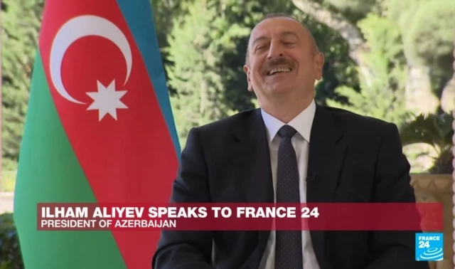 Fransız sunucunun drone sorusu İlham Aliyev'i güldürdü
