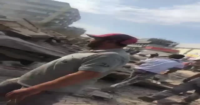 İzmir'deki depremle ilgili yeni görüntüler