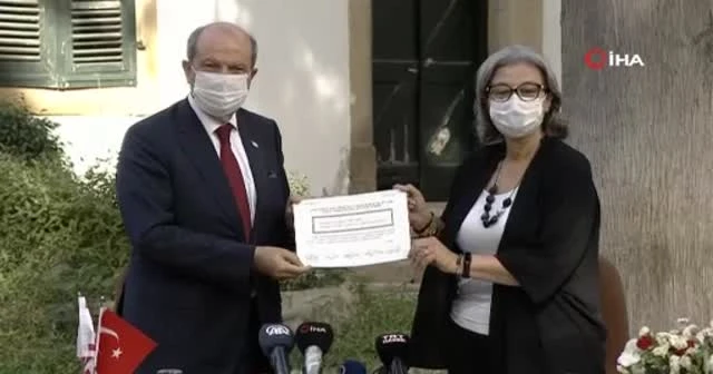 KKTC'nin 5'inci Cumhurbaşkanı Tatar mazbatasını aldı