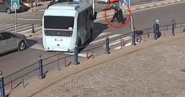 Minibüs şoförü takdir topladı