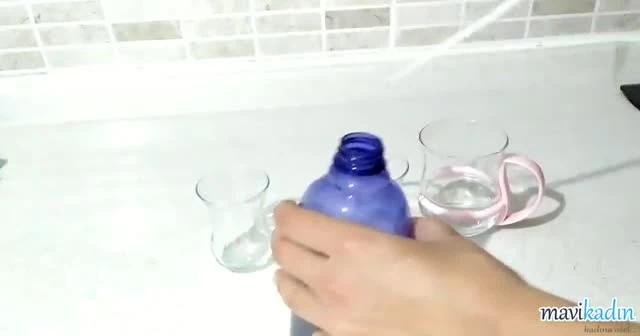Oksijenli Su Ve Karbonat İle Anında Saç Açma Yöntemi