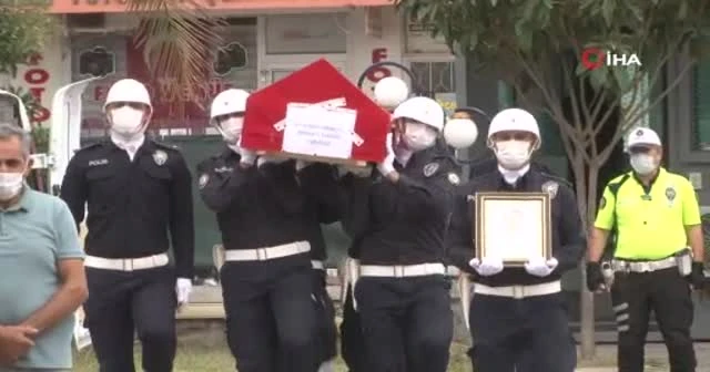 Şehit olan eşinin tabutuna sarılarak söyledikleri yürekleri dağladı