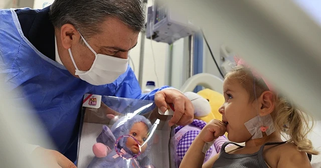 Ayda, Sağlık Bakanı Koca’dan oyuncak maymun istedi