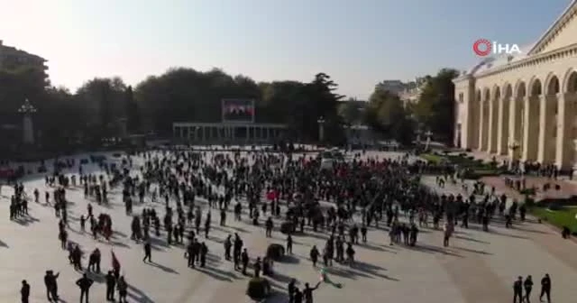 Azerbaycan’da coşkulu zafer kutlamaları havadan görüntülendi