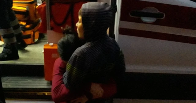 Çocuğunun alevlerin arasında kaldığını zannetti