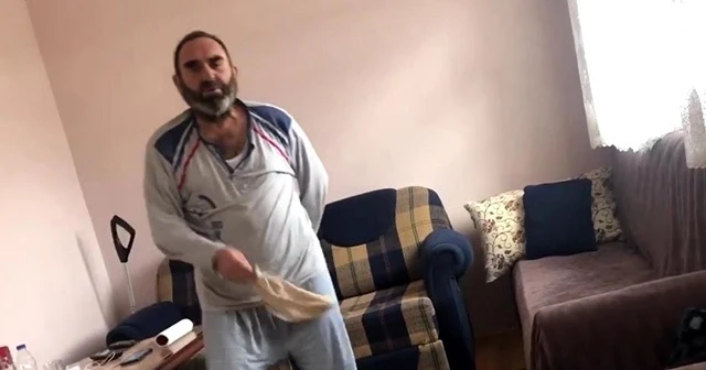 Covid- 19’u yendi, halayla kutladı