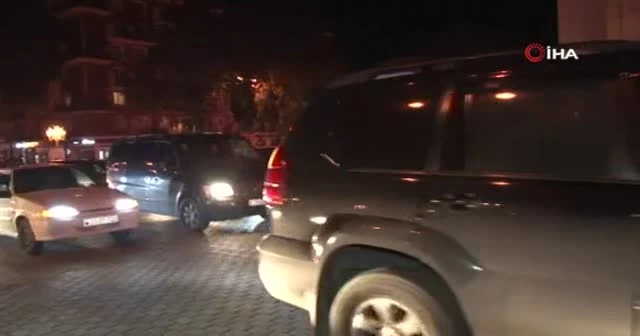 Gence'de coşkulu zafer kutlaması