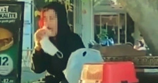 Hamsterı önce tokatladı, sonra ısırmaya kalktı