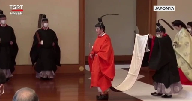 Japonya'da taht töreni
