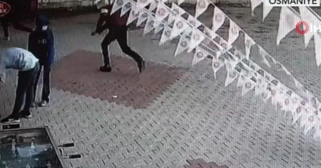 Oyun makinesindeki paraları çaldılar