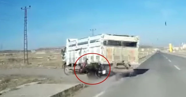 Polis memuru kamyona böyle çarptı