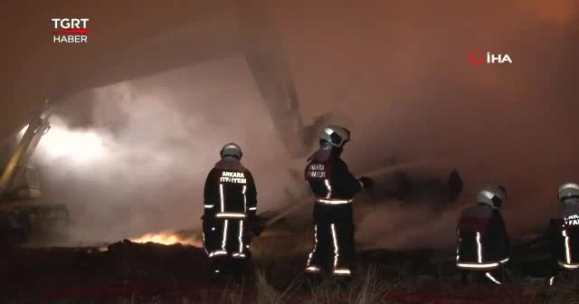 Sunta deposu alev alev yandı