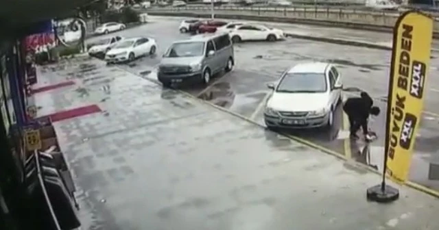 Temizlik görevlisinden alkışlanacak hareket