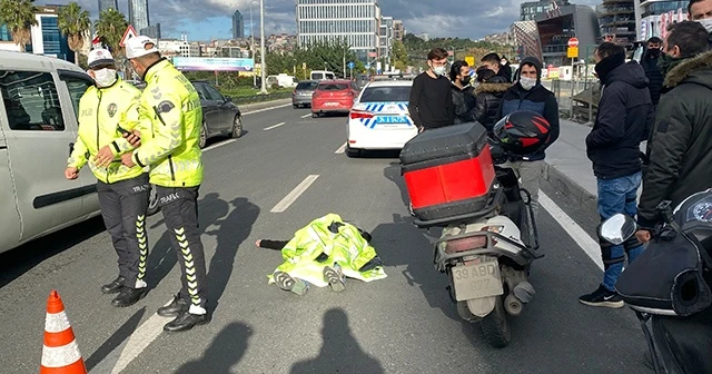 Trafik polisinden yaralı genç kıza insanlık örneği