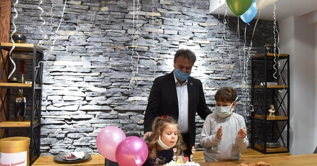Ayda'nın annesiz ilk doğum günü