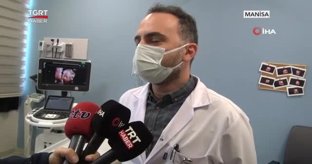 Bebeklerine doktorunun ismini verdiler