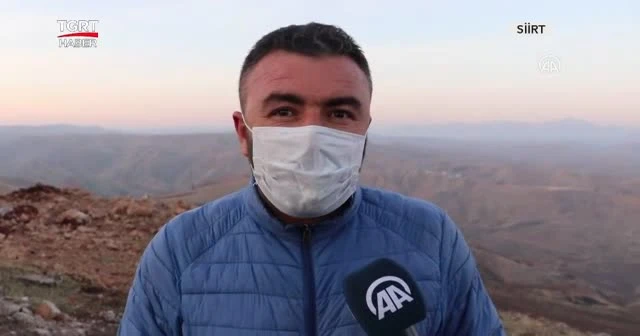 Deprem sonrası derin yarıklar oluştu