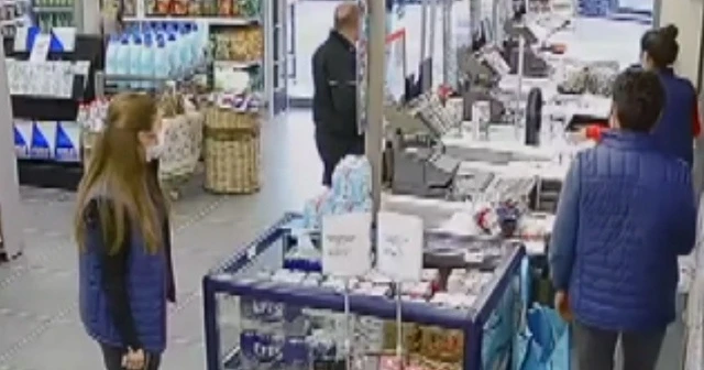 Depreme markette yakalandılar