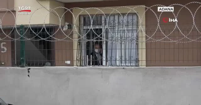 Karantinadan çıkıp kavgaya tutuştu